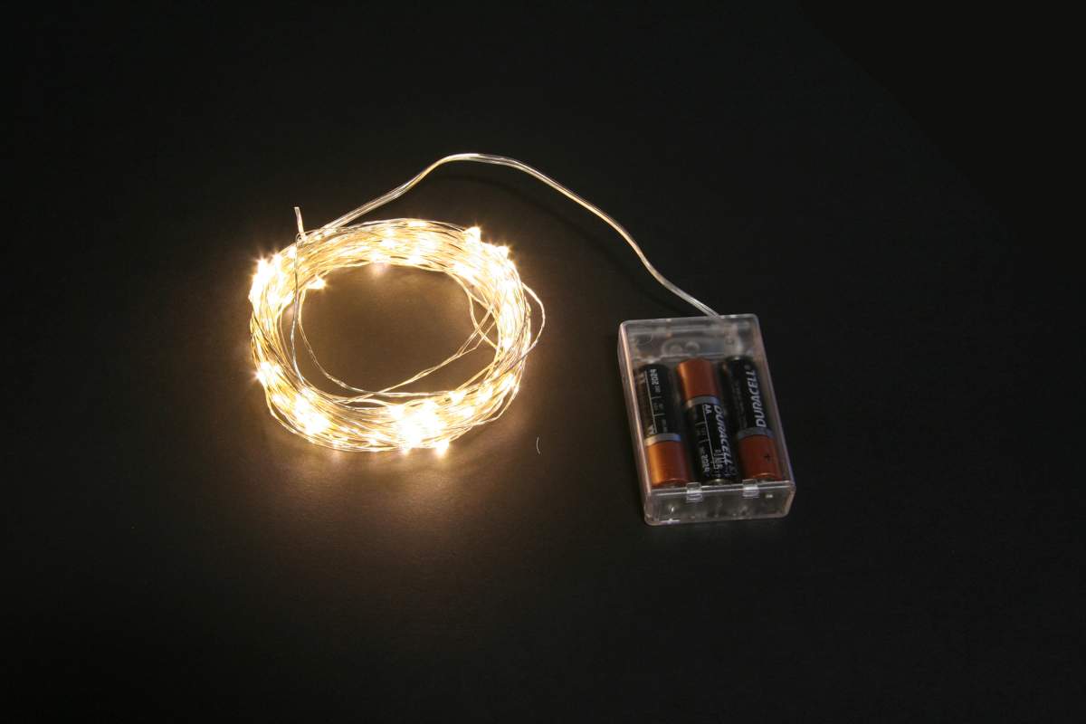 Fil lumineux de 20 m avec 800 LED blanches froides et câble (53.26.09) -  Art From Italy